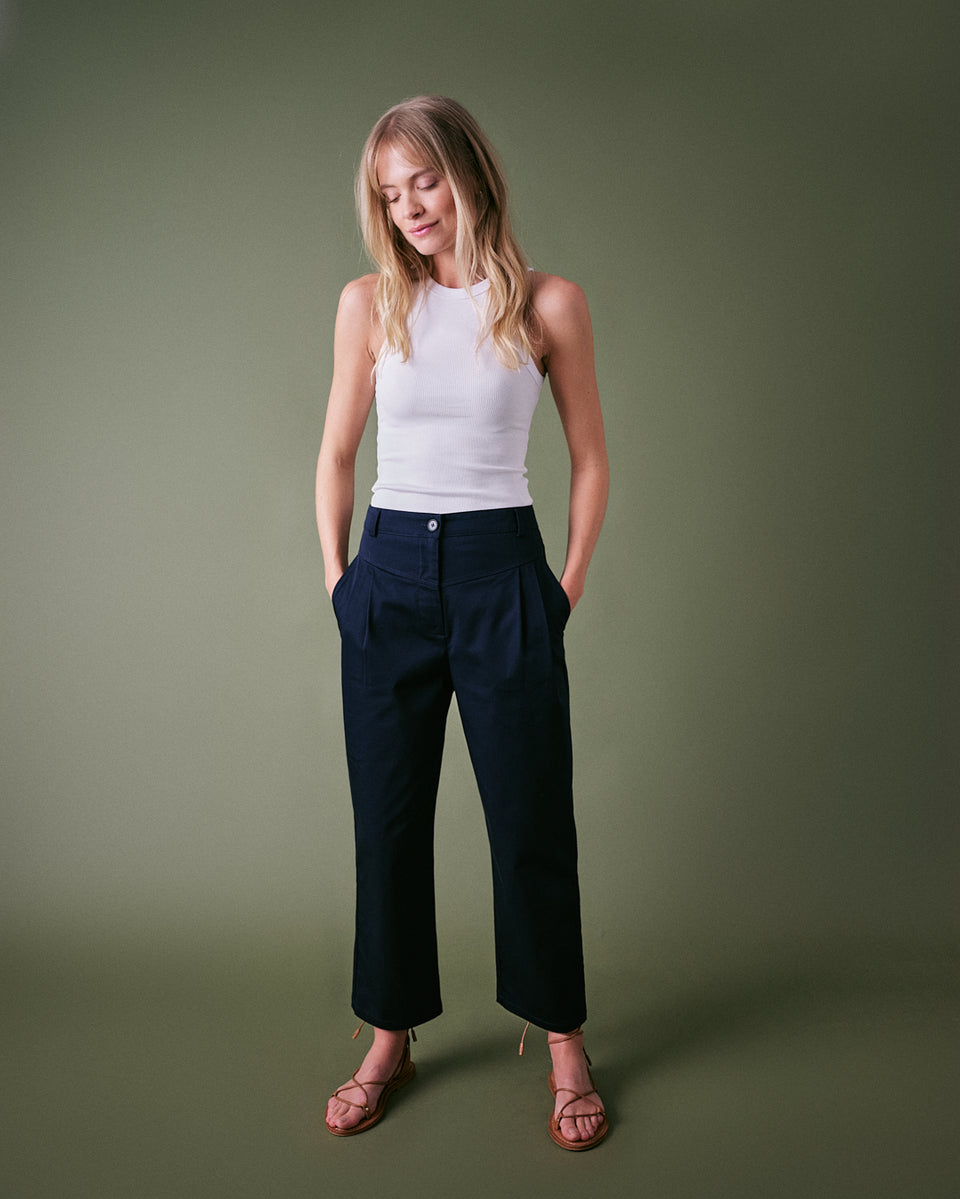 Bouy Barrel Leg Trouser