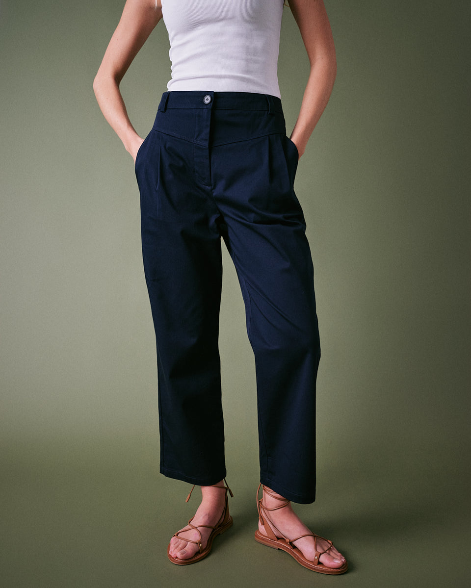 Bouy Barrel Leg Trouser