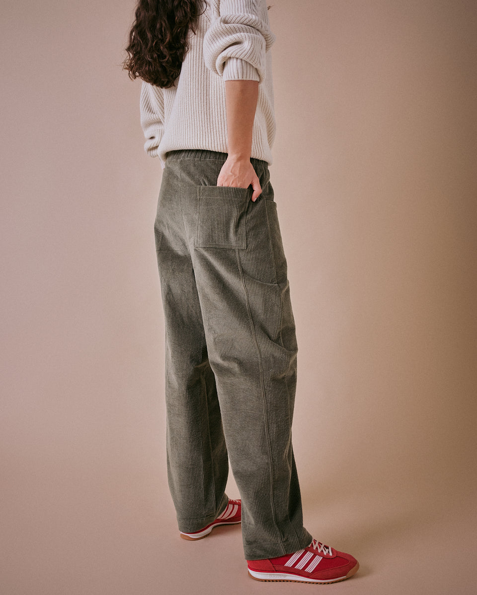 Cord Barrel Leg Trouser