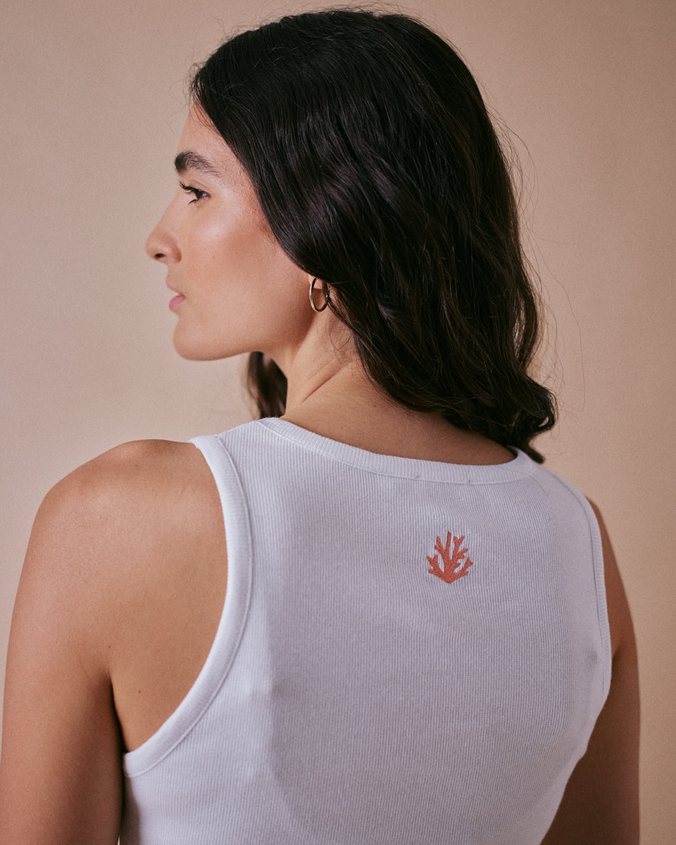 Sia Embroidered Vest Coral