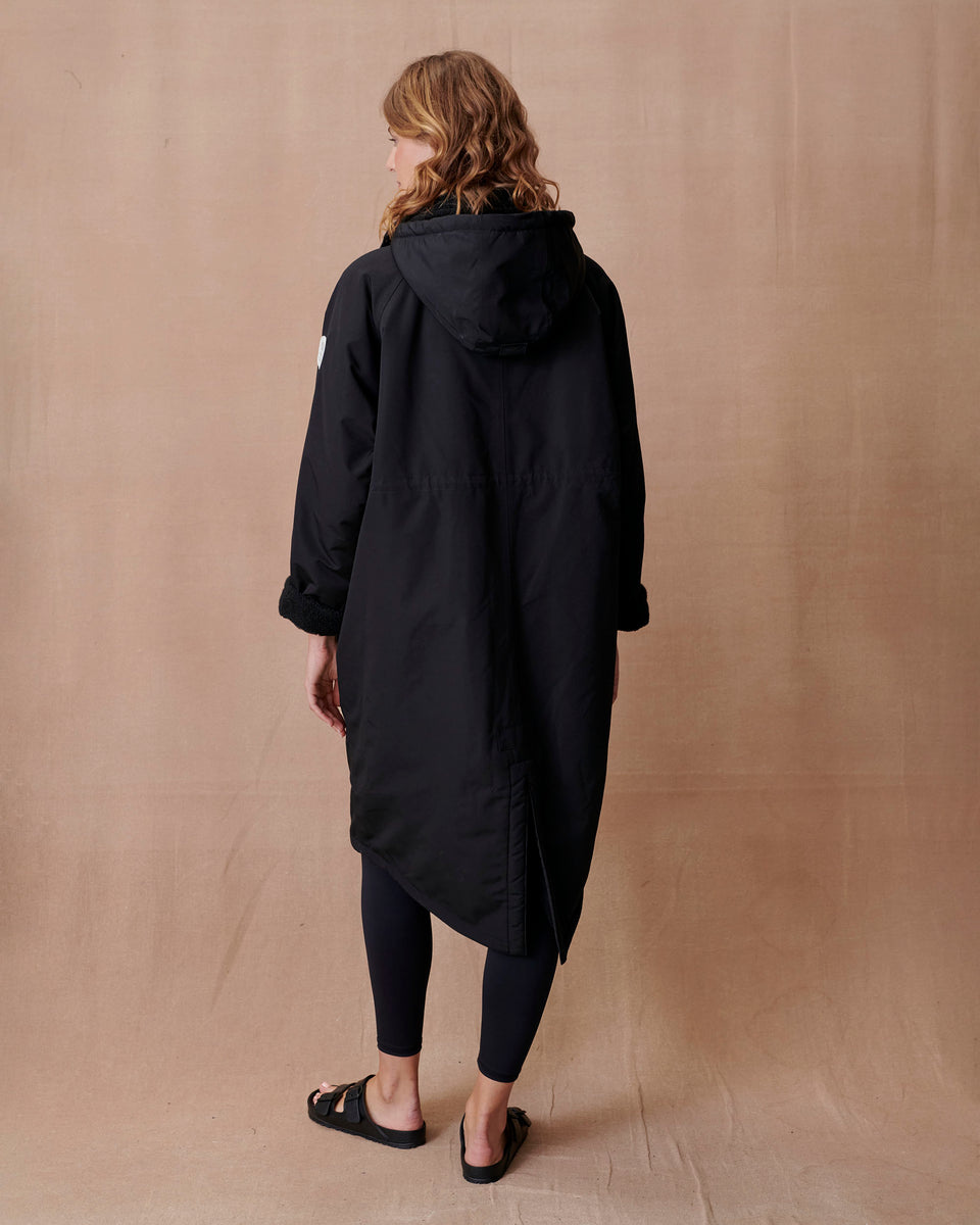 Snuggler Black Waterproof Changing Robe