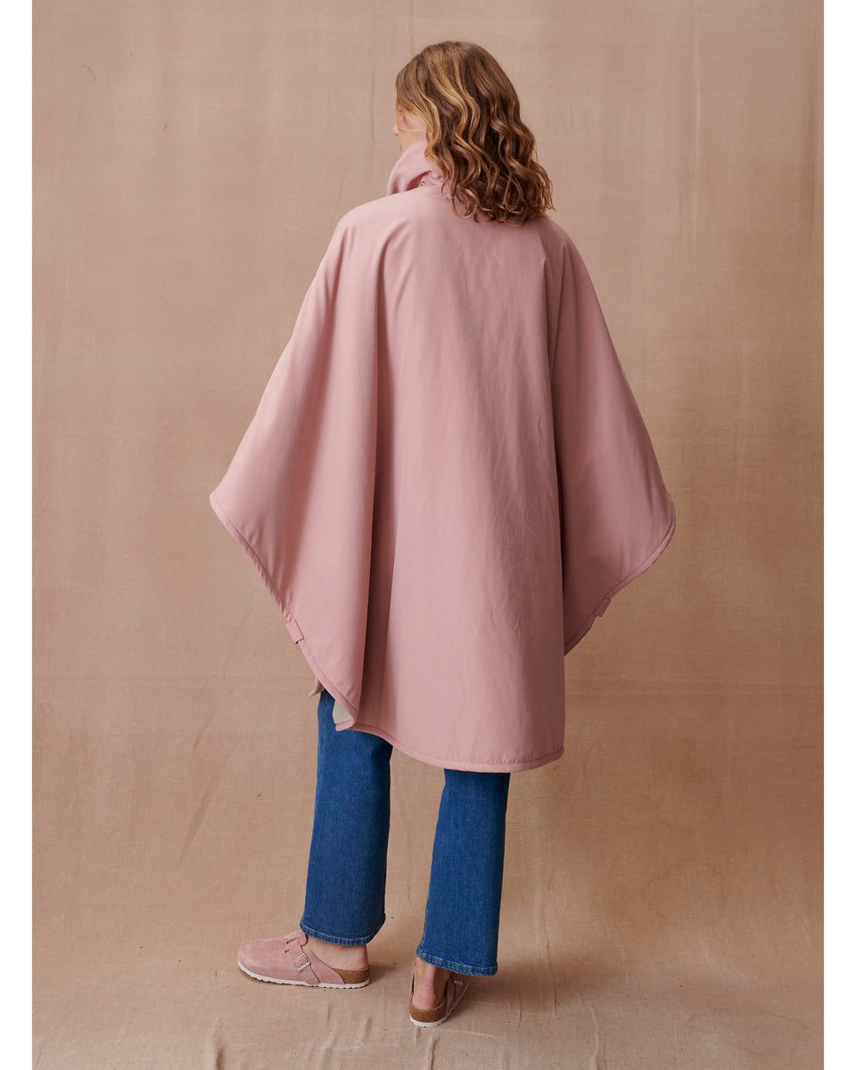 The Reversible Shell Changing Cape