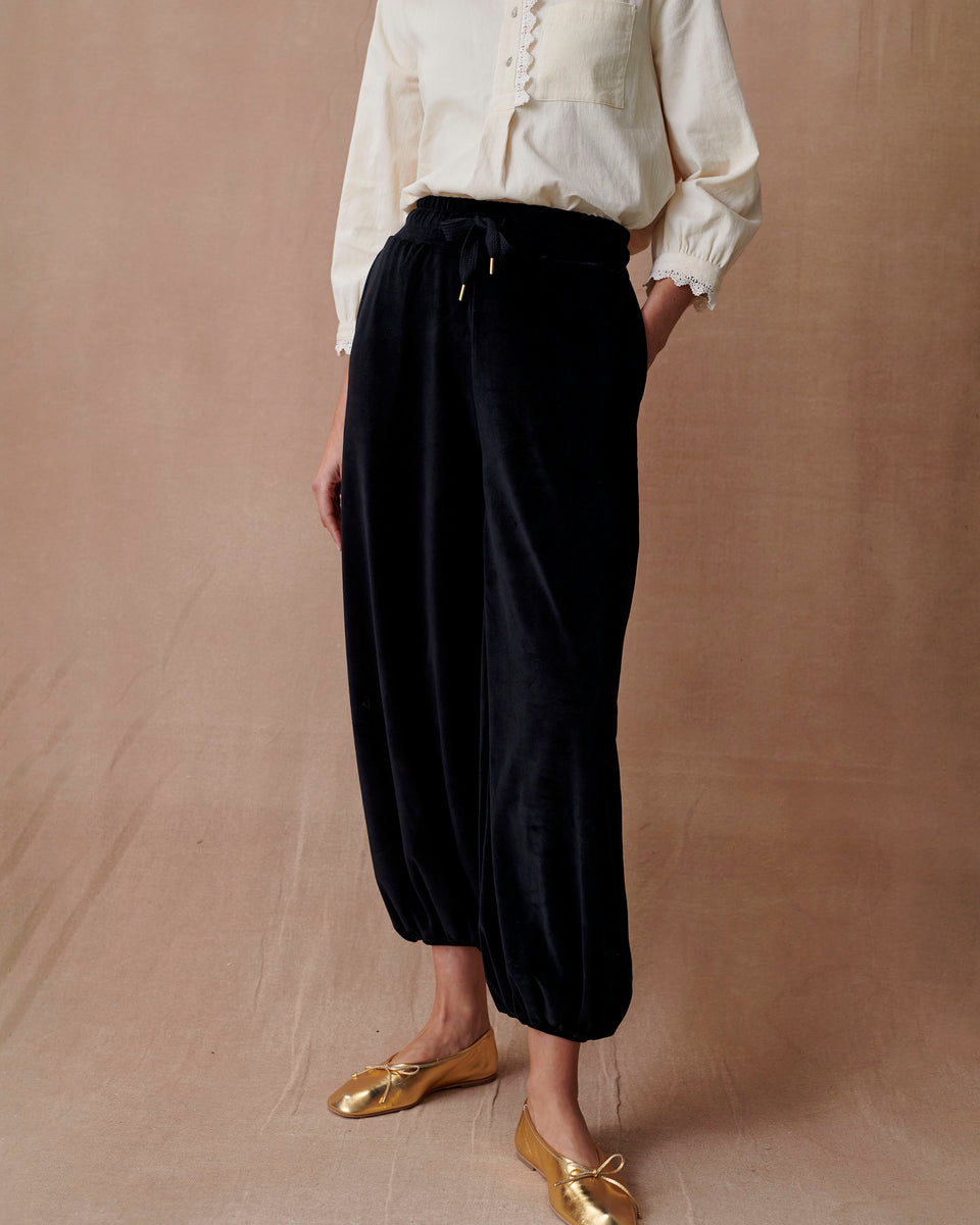 Hareem Velour Trouser