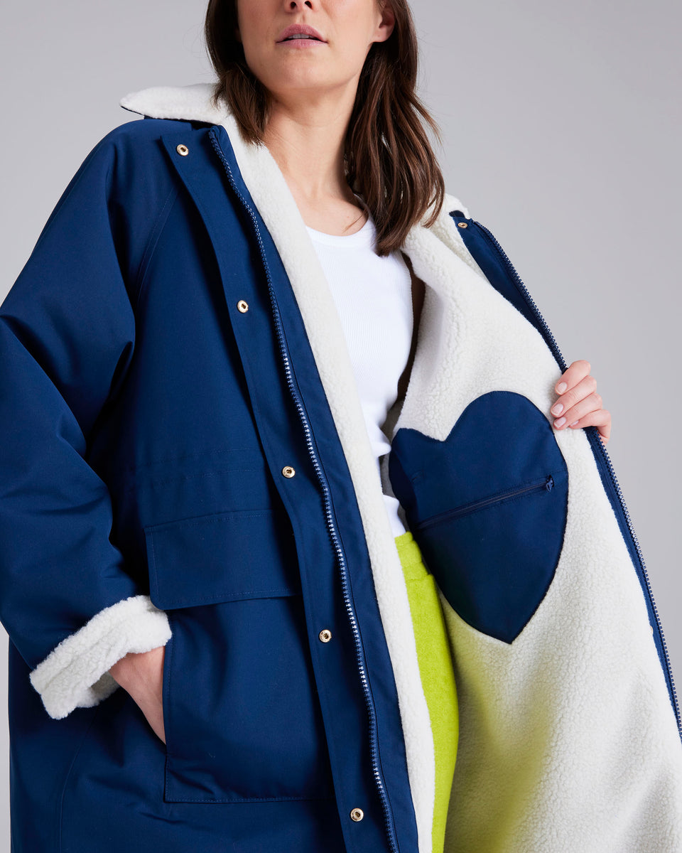 Snuggler Navy Waterproof Changing Robe