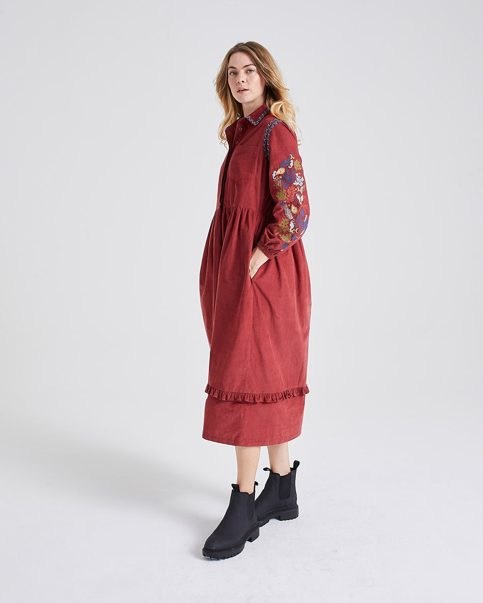 Hama Cord Embroidered Dress